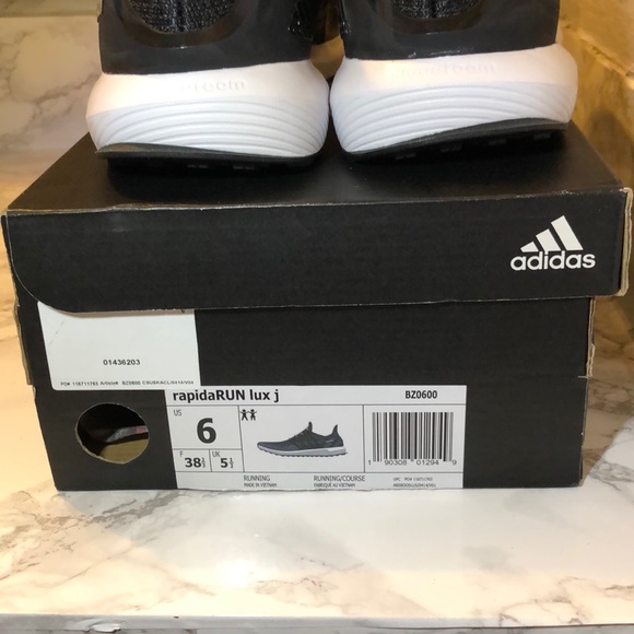 Adidas - Picture 8 of 8